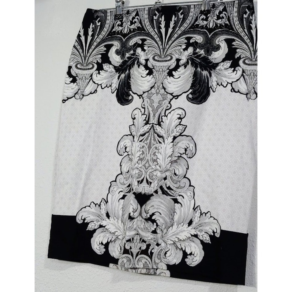 New York & Company Size 6 Black White Patterned Pencil Skirt Career - Picture 5 of 10